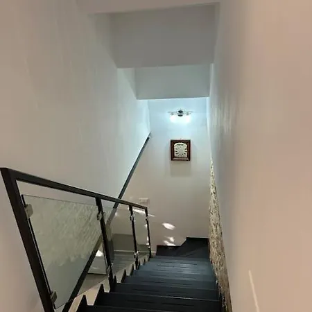 Casa de Férias Bellissimo Borgo Medioevale Panorama, Tranquillità SantʼIppolito