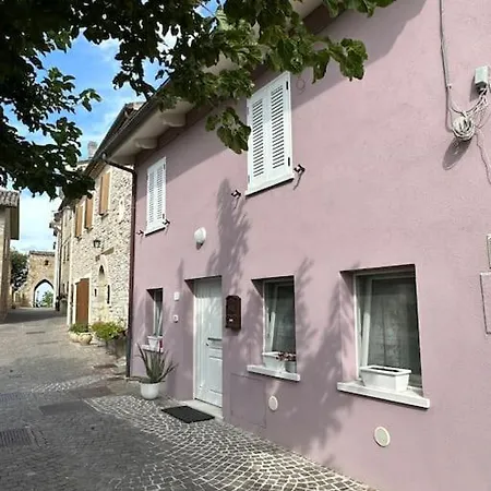 Bellissimo Borgo Medioevale Panorama, Tranquillita *