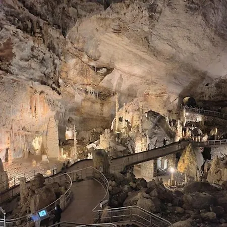 Casa de Férias Bellissimo Borgo Medioevale Panorama, Tranquillità *