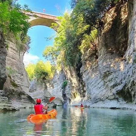 Bellissimo Borgo Medioevale Panorama, Tranquillità SantʼIppolito