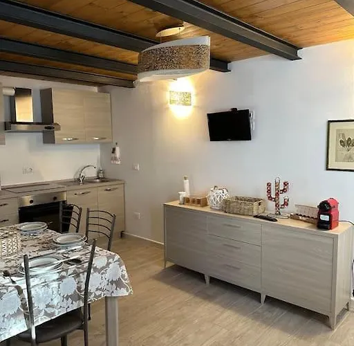 Bellissimo Borgo Medioevale Panorama, Tranquillita Σπίτι διακοπών SantʼIppolito